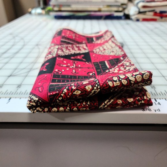 Bandana Fabric "2 pieces"of Fabric + 1 Remnant" SEE INFORMATION - Picture 5 of 14